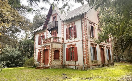Villa in Noirmoutier Centre, Noirmoutier-en-l'Île, France 1