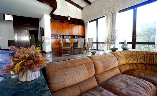 Villa in Arsago Seprio, Lombardy, Italy 1