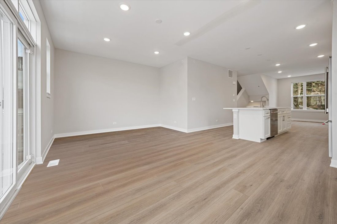 House in Des Plaines, Illinois, United States 4 - 17391606