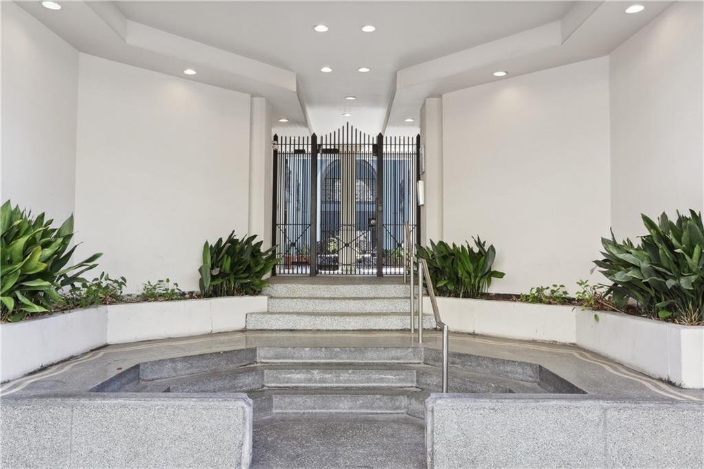 Condo in New Orleans, Louisiana, United States 2 - 17390032