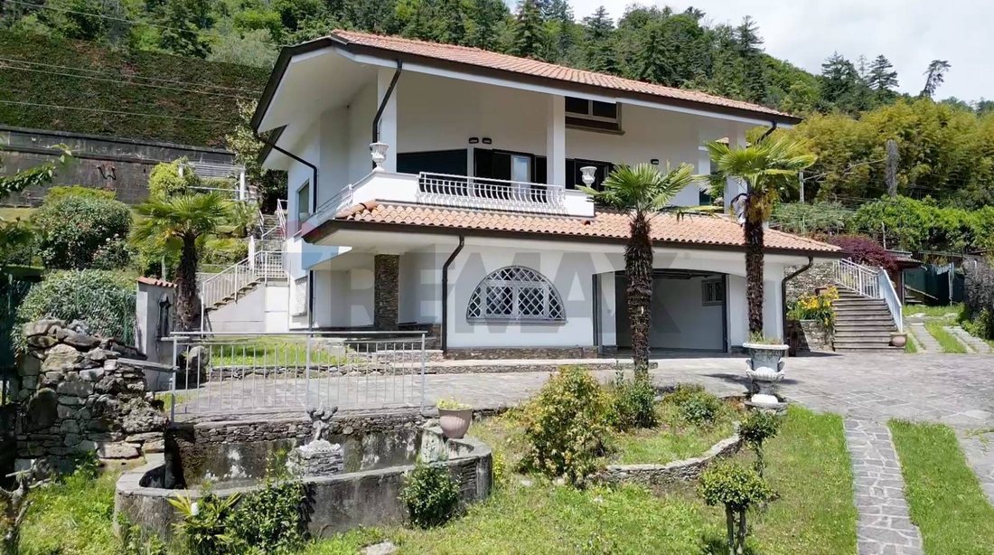 Villa in Meina, Piedmont, Italy 3 - 17392650
