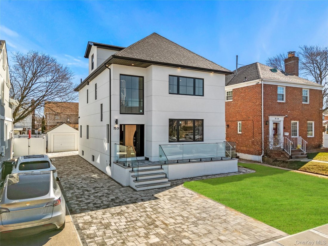 House in New York, New York, United States 2 - 17390209