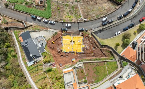 Haus in Estreito de Camara de Lobos, Autonome Region Madeira, Portugal 1