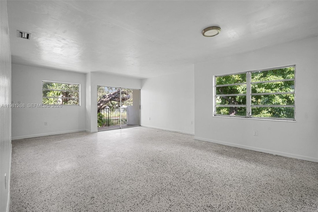 House in Miami, Florida, United States 5 - 17390248