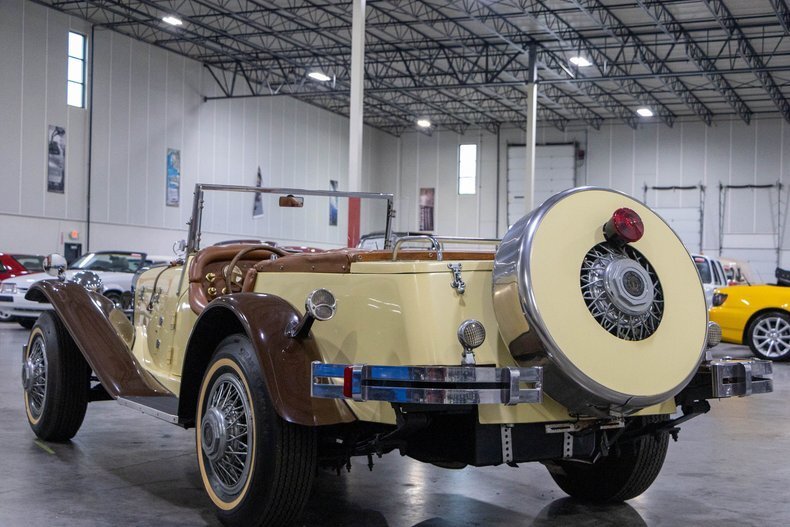 Cabriolet in Plainfield, United States 4 - 17393700