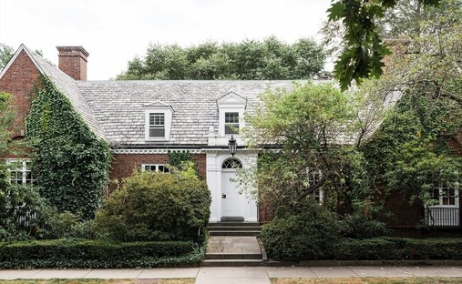 House in Brookline, Massachusetts, United States 1