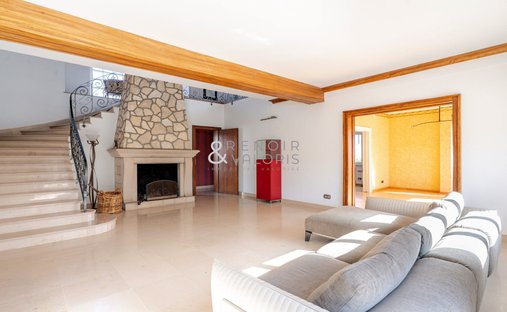 House in Ouest, Longwy, France 1