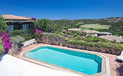 Haus in Cala di Volpe - Capriccioli - Romazzino, Arzachena, Italien 1