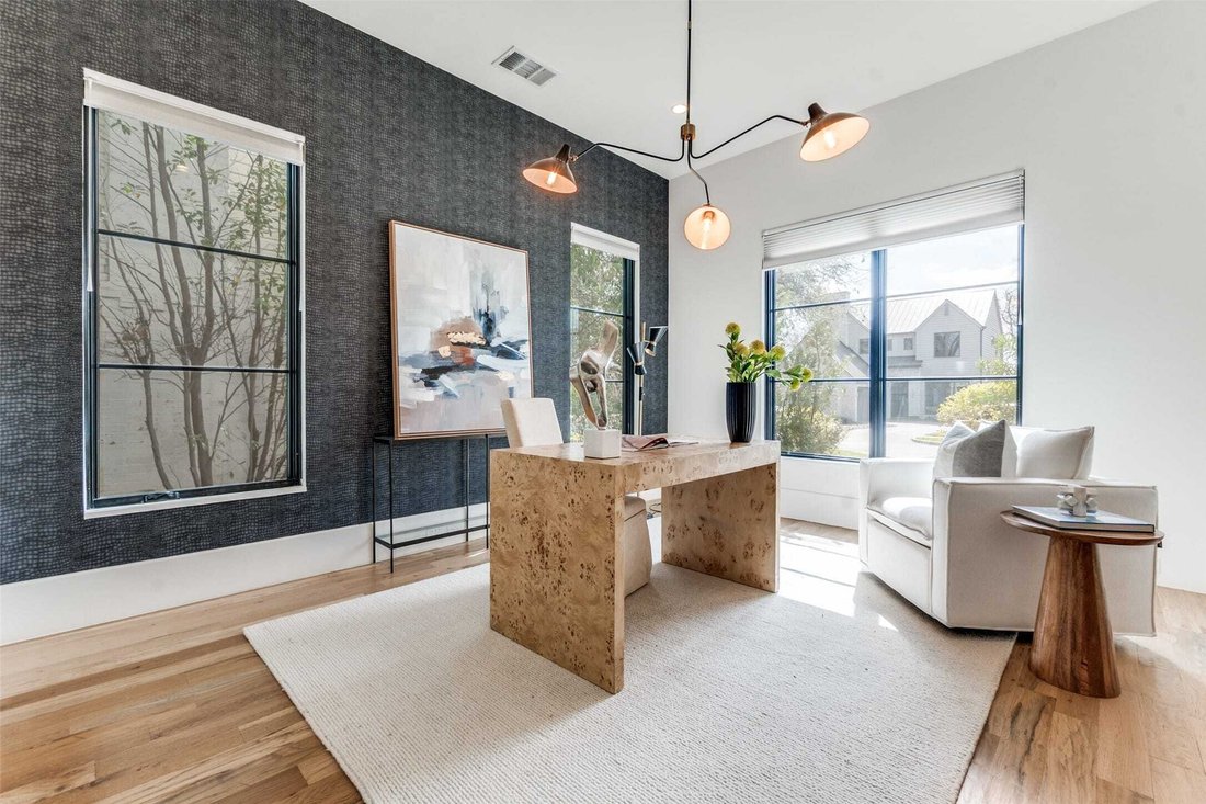 House in Dallas, Texas, United States 4 - 17392837