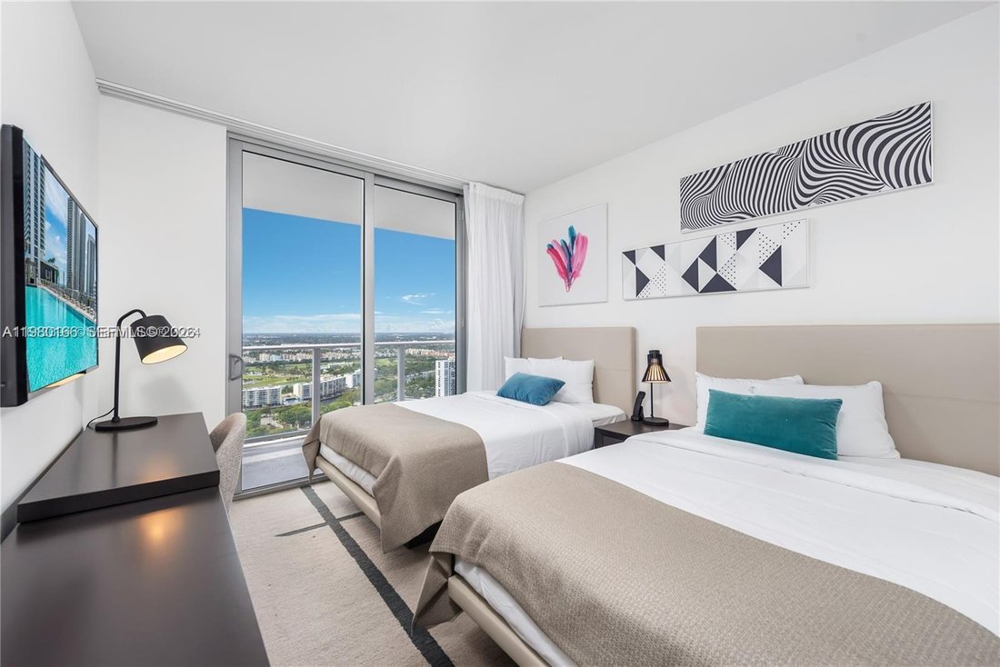 Condo in Hollywood, Florida, United States 3 - 17390303