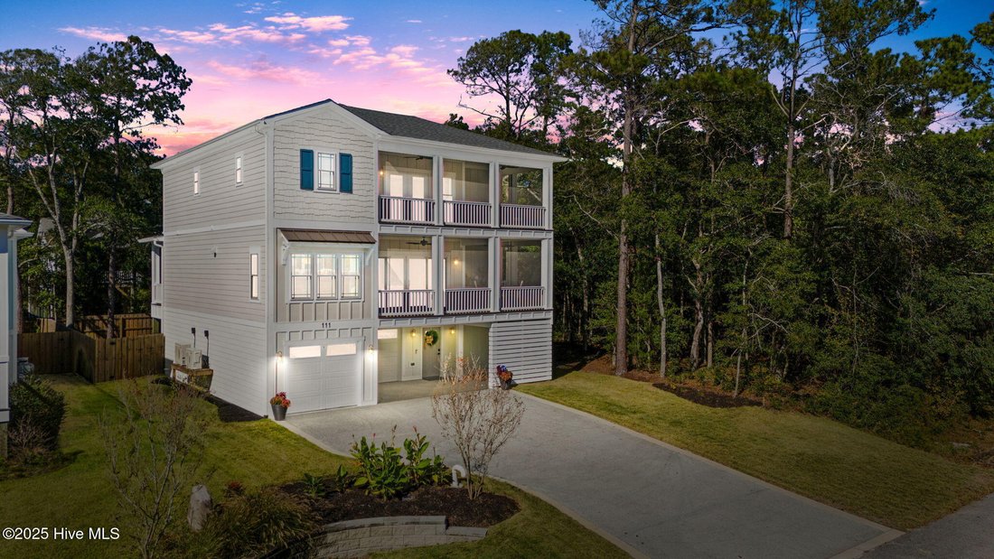 House in Oak Island, North Carolina, United States 1 - 17391668