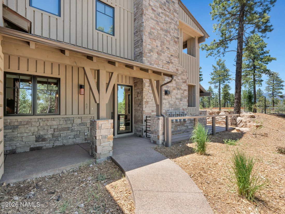 Condo in Flagstaff, Arizona, United States 3 - 17391646