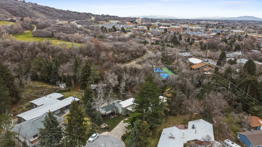House in Ogden, Utah, United States 4 - 17389966
