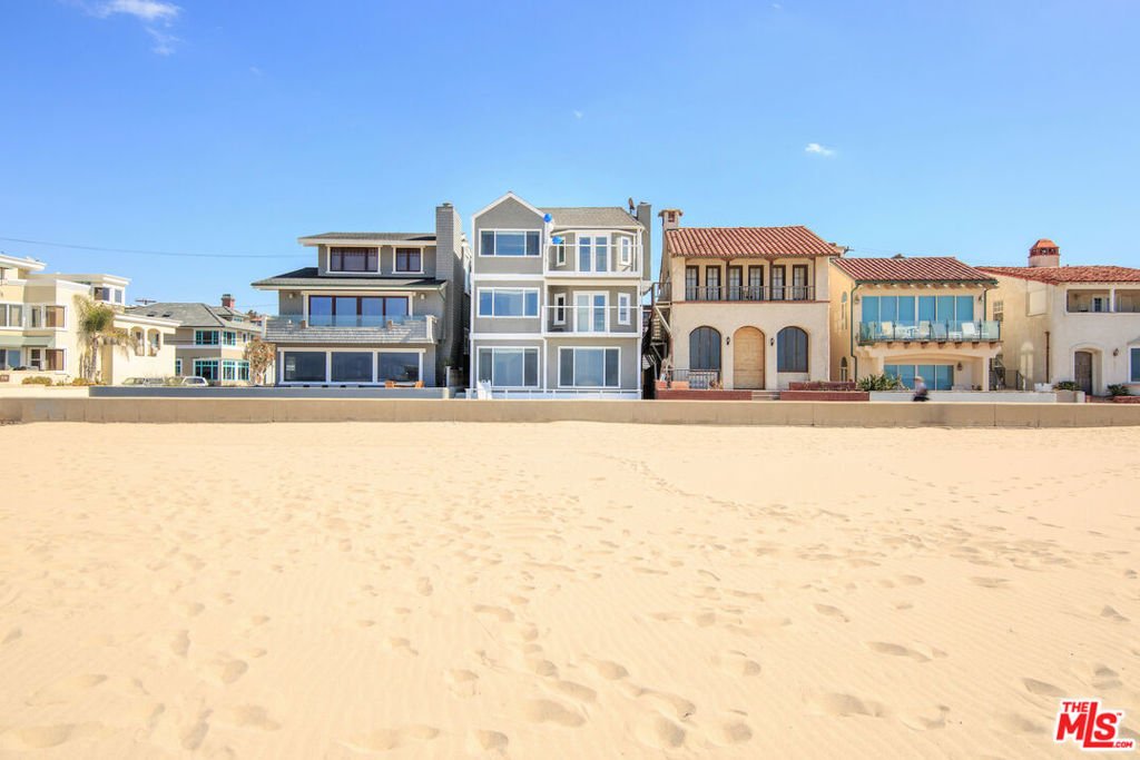 Hermosa Beach, California, United States 5 - 17390388