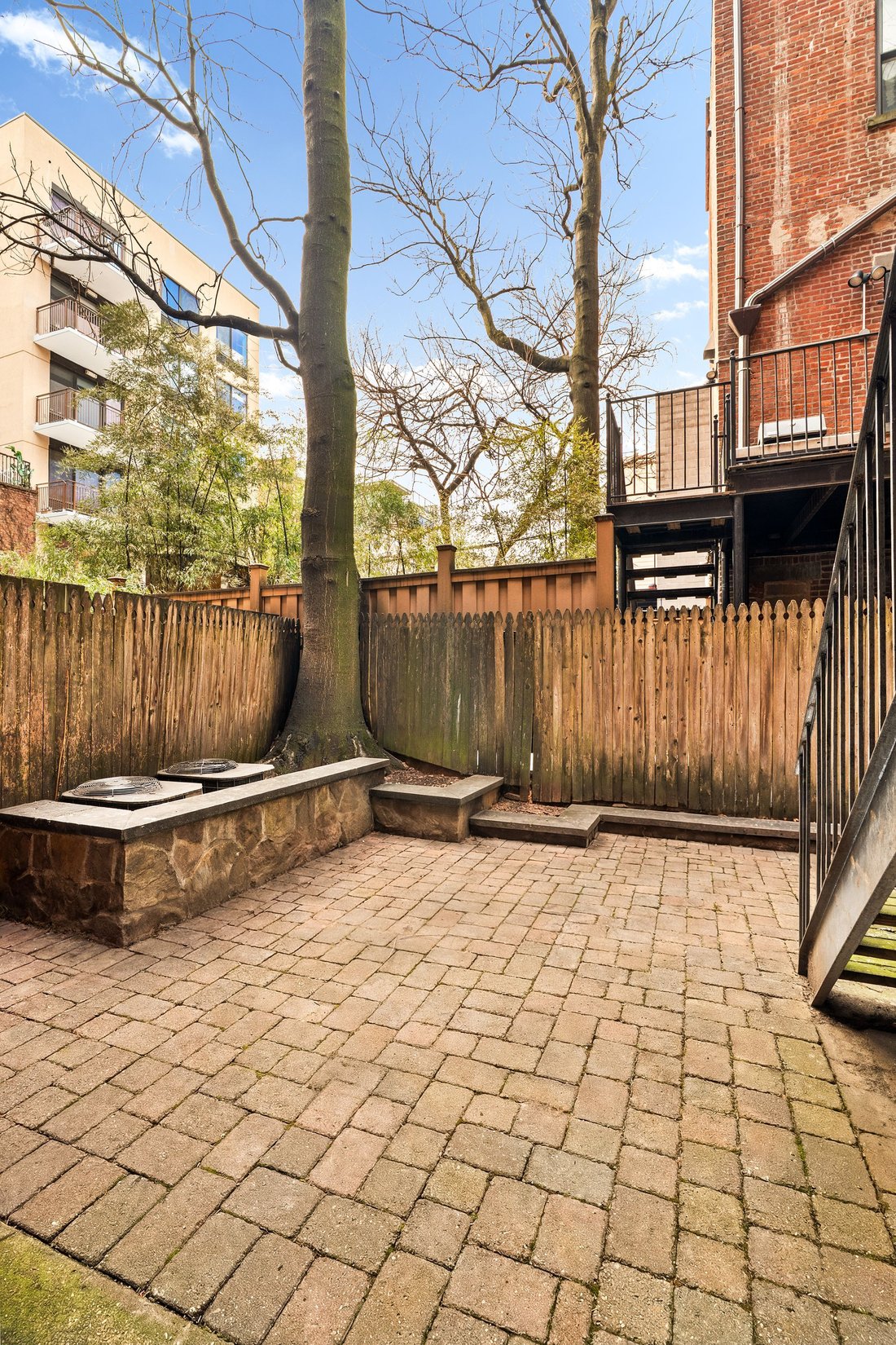 House in New York, New York, United States 4 - 17393237