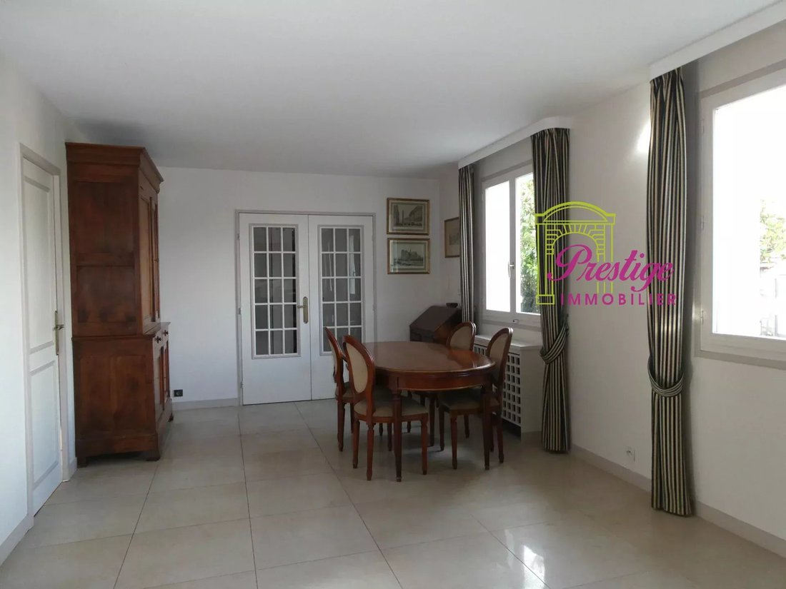 House in Nord Ouest, Le Mesnil-le-Roi, France 3 - 17127353