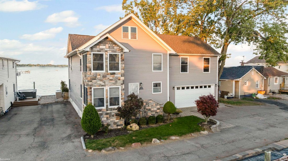 House in New Baltimore, Michigan, United States 3 - 17394178