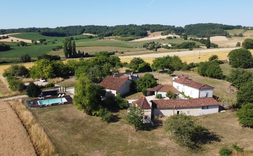 House in Palluaud, Nouvelle-Aquitaine, France 1