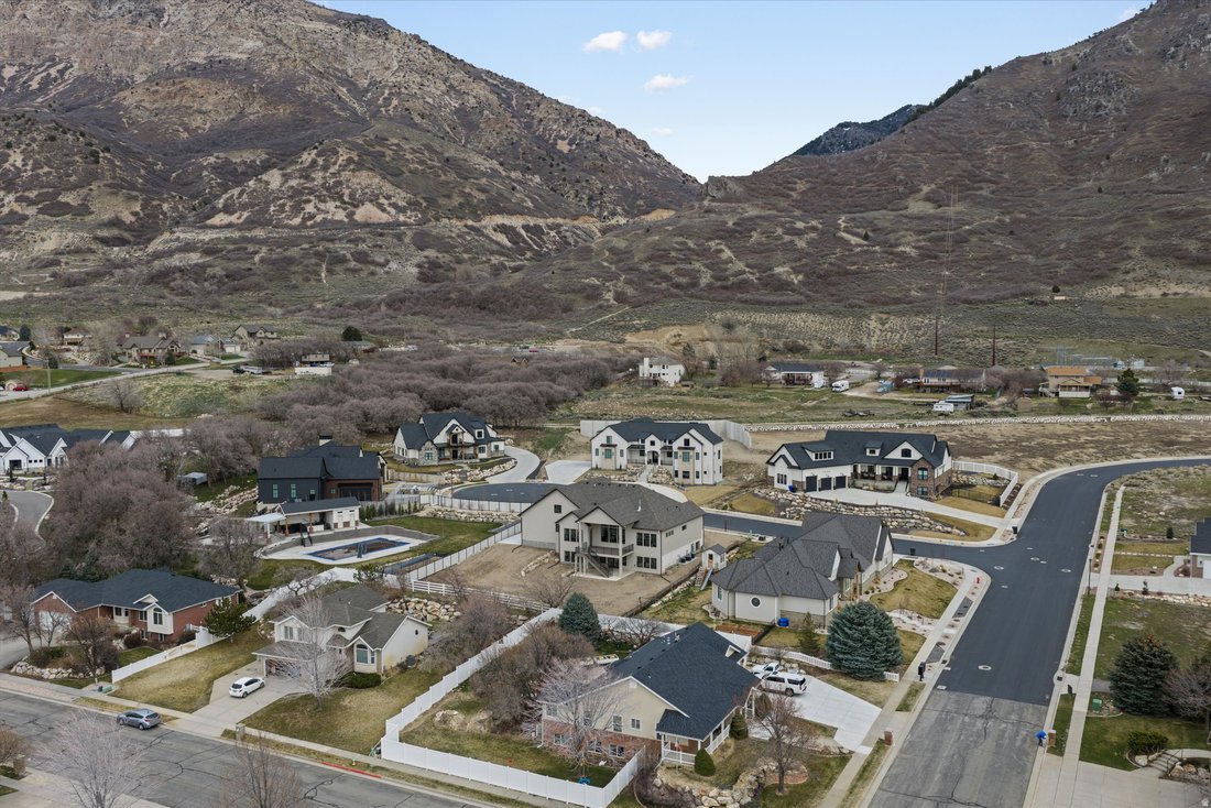 House in North Ogden, Utah, United States 5 - 17393297