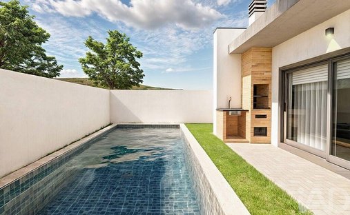 Townhouse in Fernao Ferro, Setubal, Portugal 1