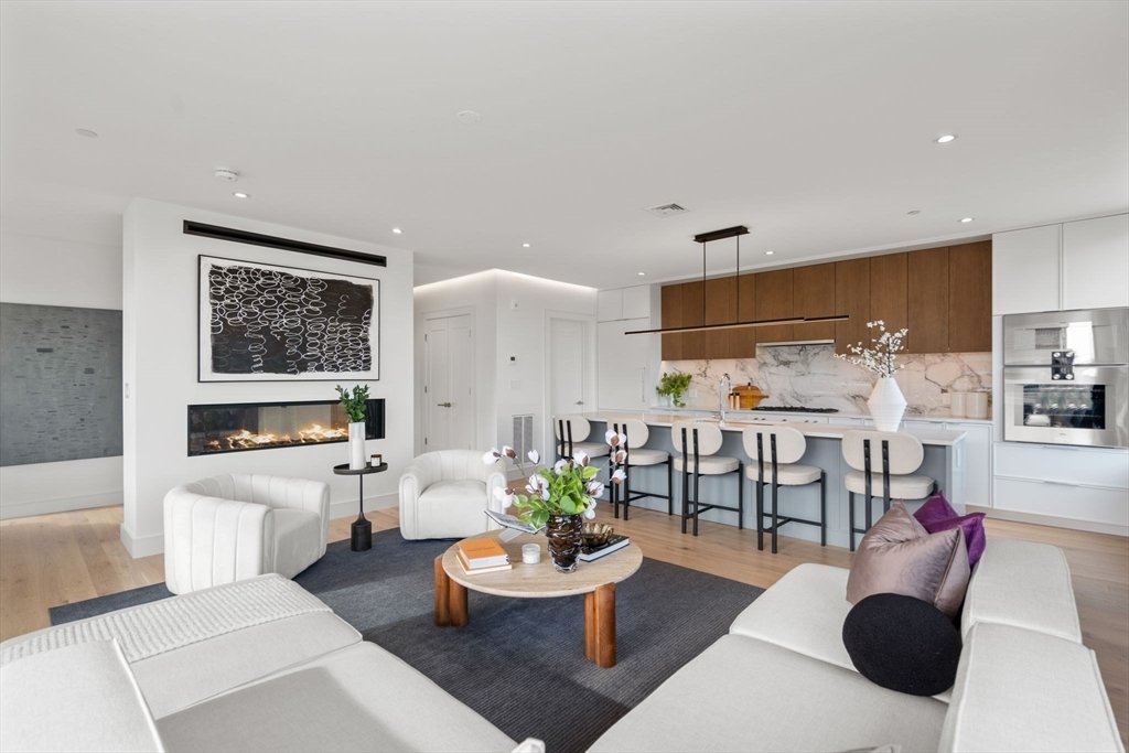 Condo in Boston, Massachusetts, United States 5 - 17390346