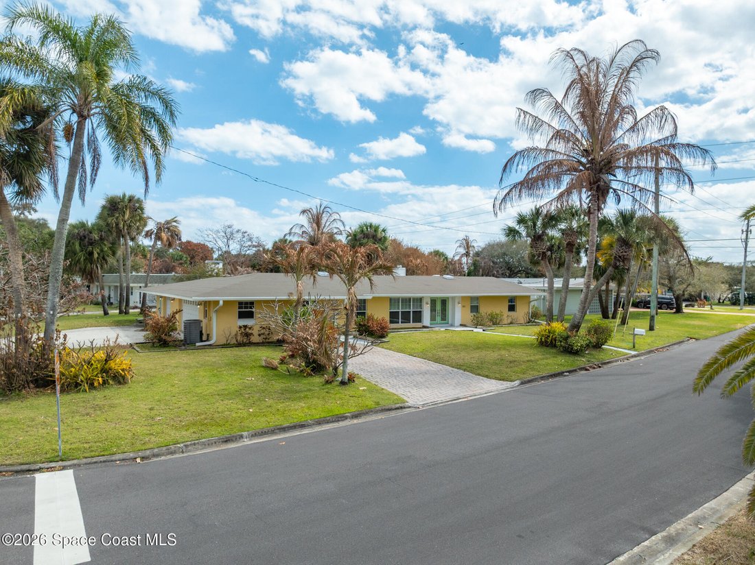 House in Indialantic, Florida, United States 2 - 17389993