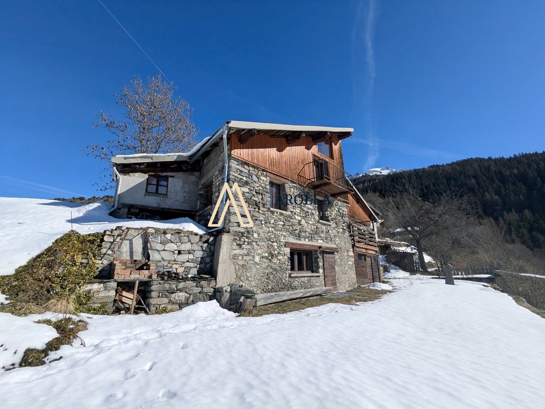 Chalet in Bourg-Saint-Maurice, Auvergne-Rhône-Alpes, France 5 - 17393194