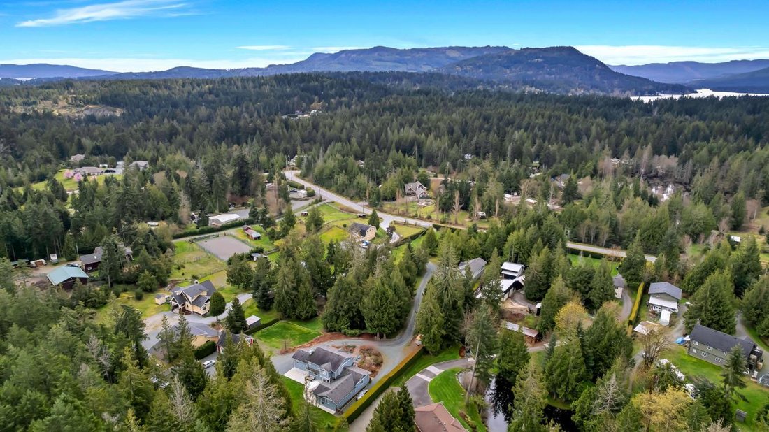 House in Cobble Hill, British Columbia, Canada 3 - 17394691
