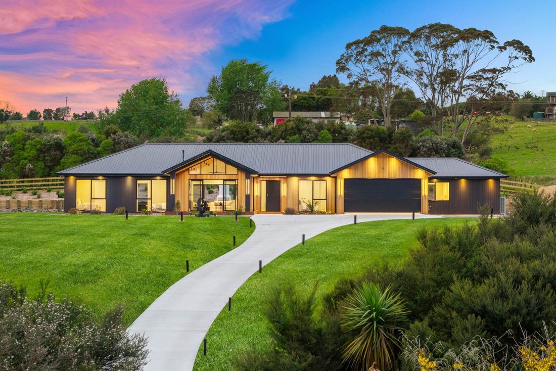 House in Dairy Flat, Auckland, New Zealand 1 - 17392810