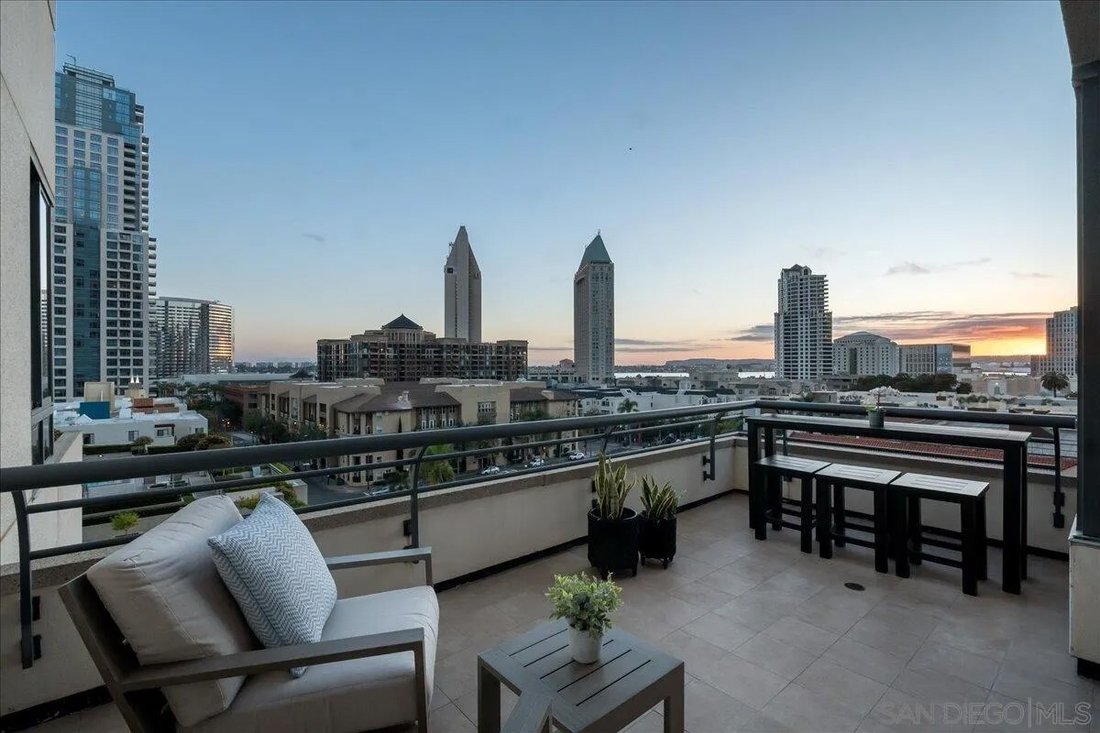 Condo in San Diego, California, United States 1 - 17390528