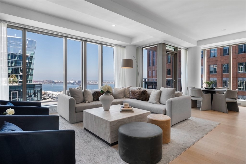 Condo in Boston, Massachusetts, United States 1 - 17141158