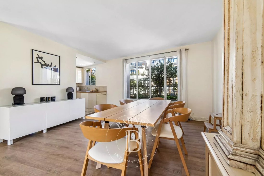 Apartment in Muette Sud, Paris 16e Arrondissement, Paris 5 - 17390126