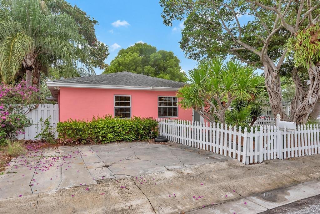 Lake Worth, Florida, United States 2 - 17391724