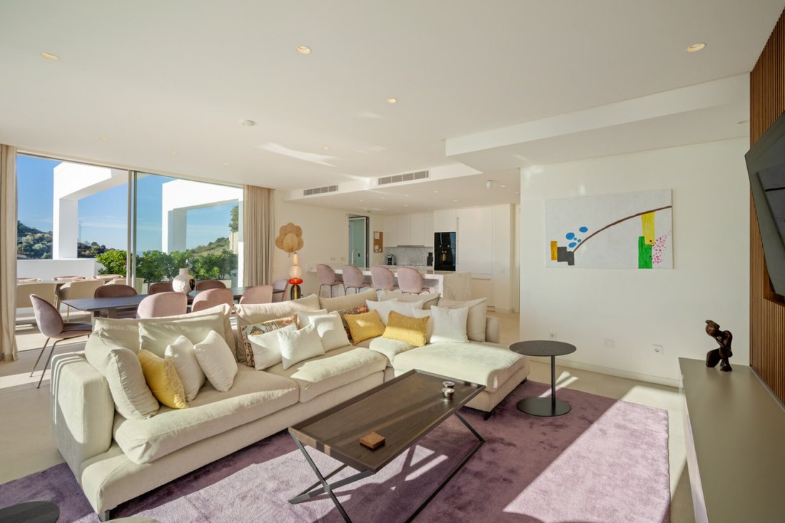 Penthouse in Marbella, Andalusia, Spain 4 - 17394573