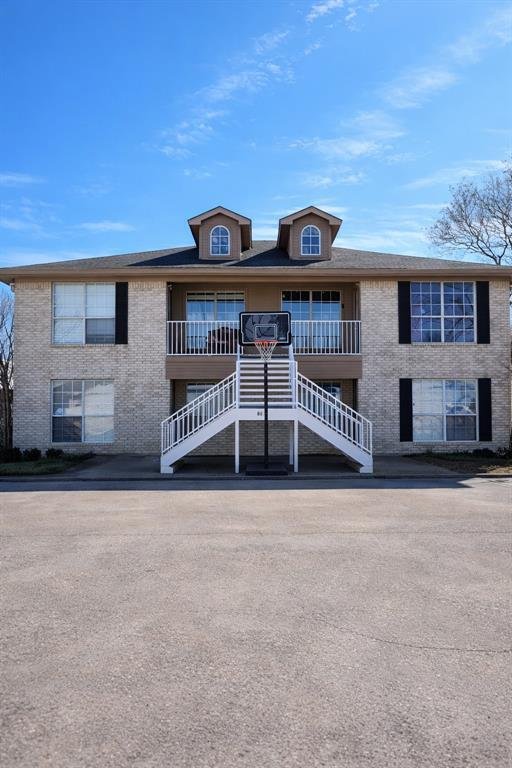 Crowley, Texas, United States 1 - 17393827