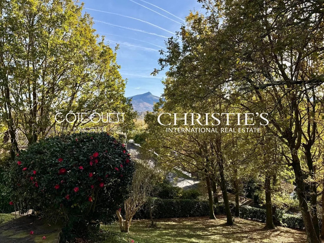Villa in Chantaco, Saint-Jean-de-Luz, France 4 - 17394819