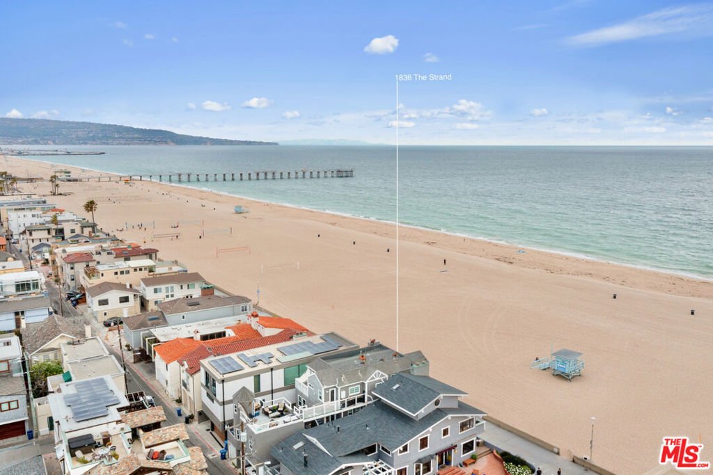 Hermosa Beach, California, United States 2 - 17390388