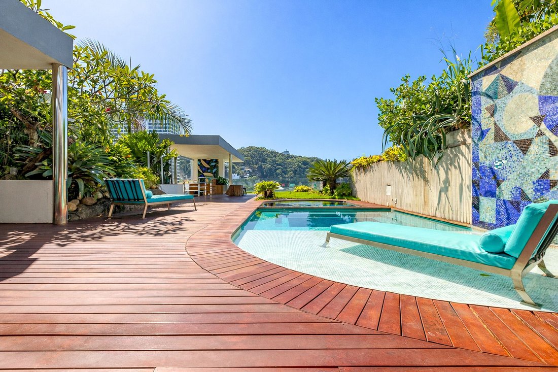 Villa in Rio de Janeiro, State of Rio de Janeiro, Brazil 5 - 12417278
