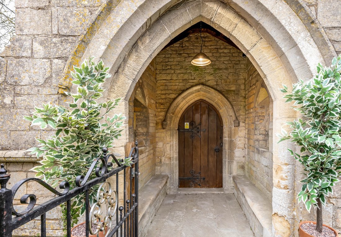 House in Little Oakley, England 4 - 17394326