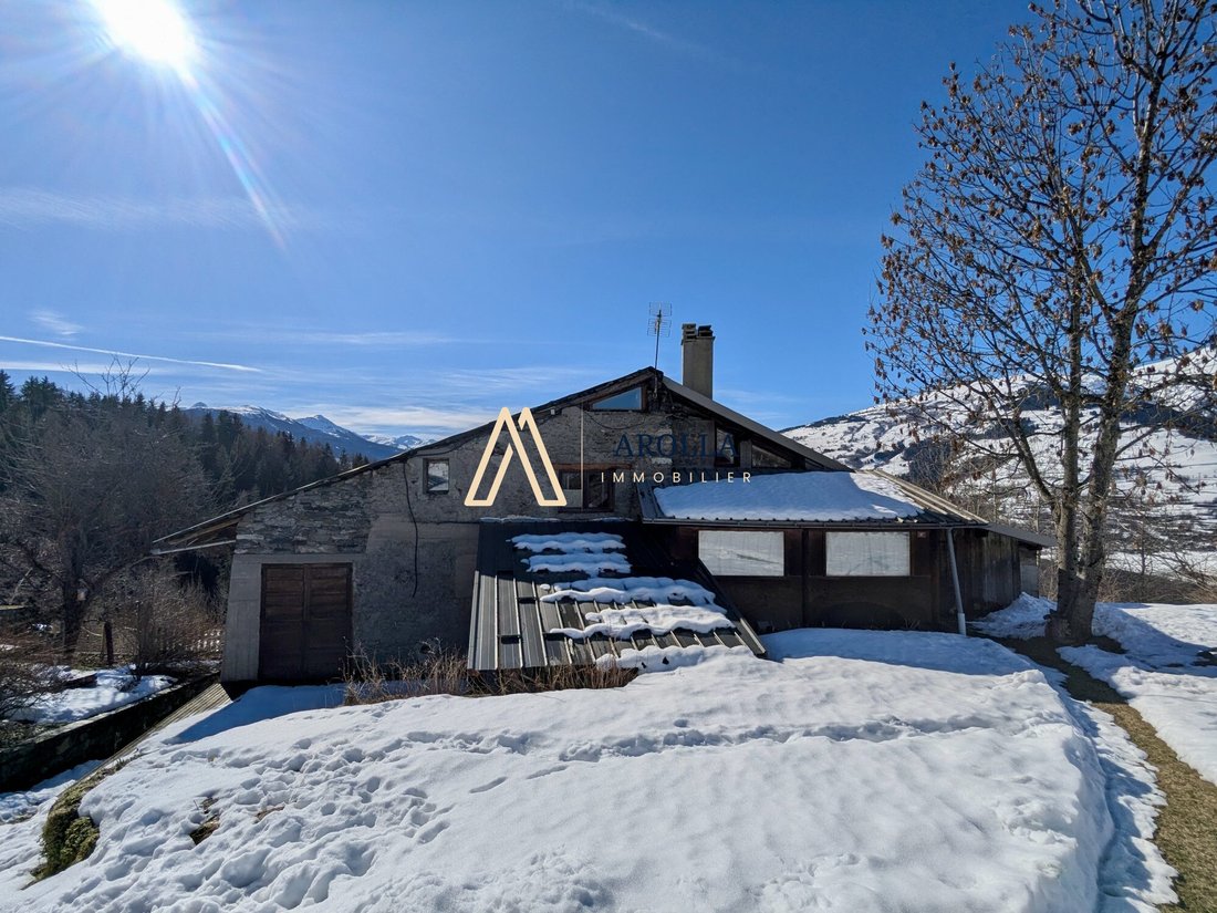Chalet in Bourg-Saint-Maurice, Auvergne-Rhône-Alpes, France 4 - 17393194