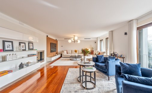 Apartment in Misericordia, Lisbon, Portugal 1