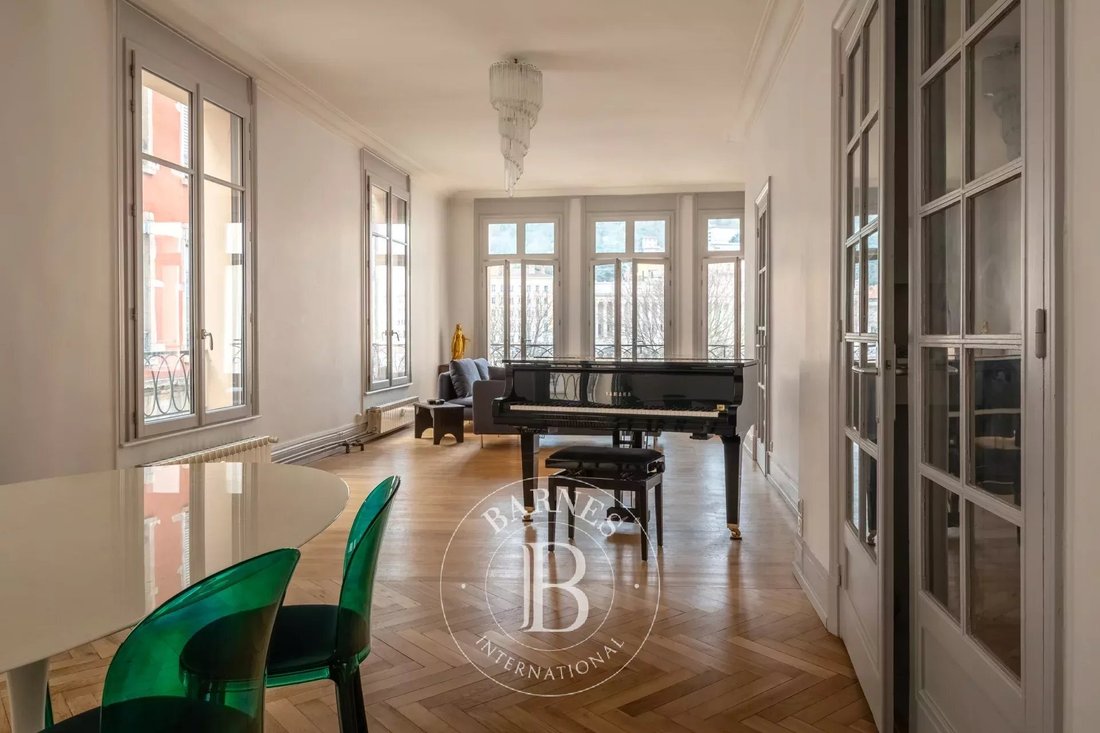 Apartment in Vieux Lyon, Lyon 5e Arrondissement, Lyon 5 - 17392285