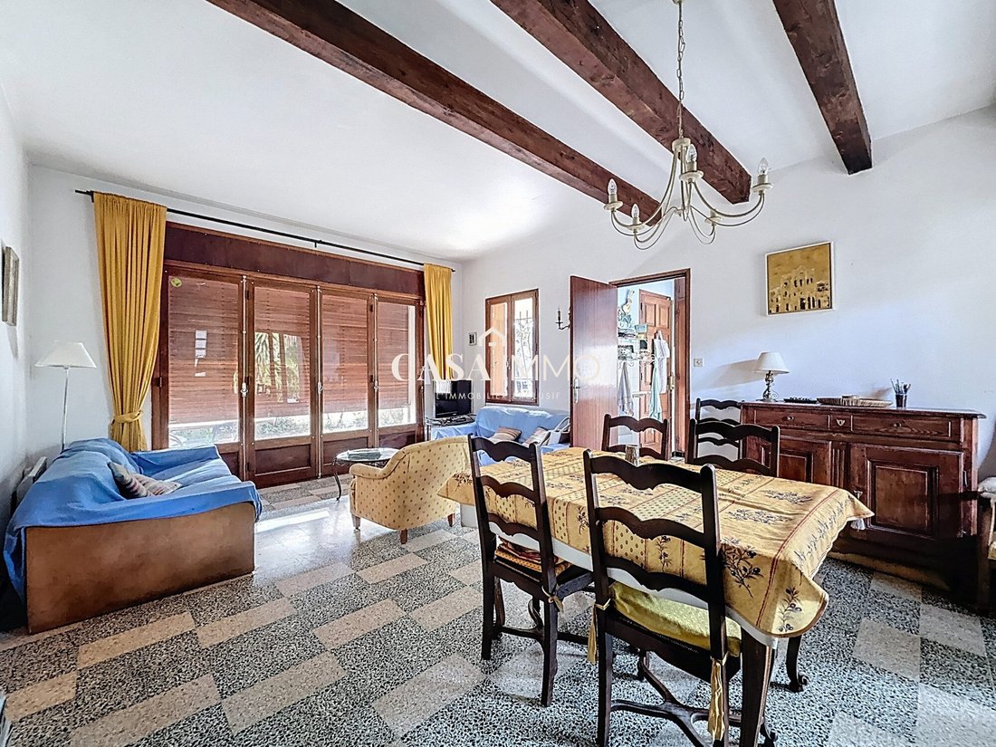 House in Hyeres, Provence-Alpes-Côte d'Azur, France 4 - 17393097