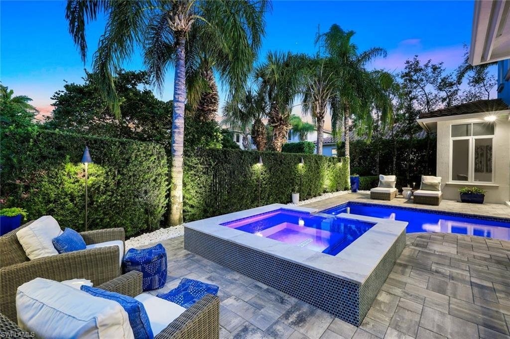 House in Naples, Florida, United States 4 - 17392919