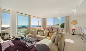 Penthouse in Marbella, Andalusia, Spain 1