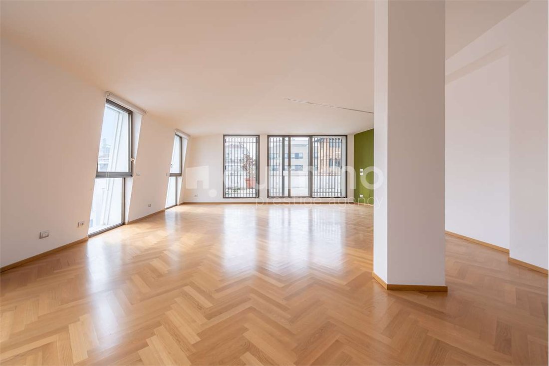 Apartment in Historic Center, Milan, Lombardy 2 - 17391331