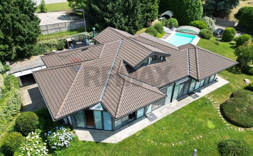 Villa in Sumirago, Lombardei, Italien 1