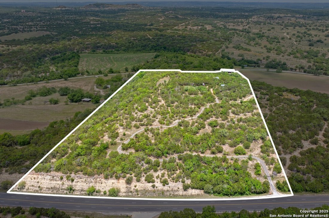 Farm Ranch in Johnson City, Texas, United States 5 - 17391085