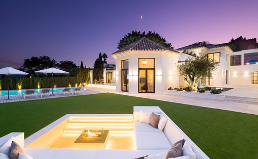 Villa in Nueva Andalucía, Marbella, Spanien 1