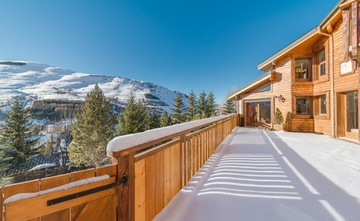 House in Mont-de-Lans, Les Deux Alpes, France 1